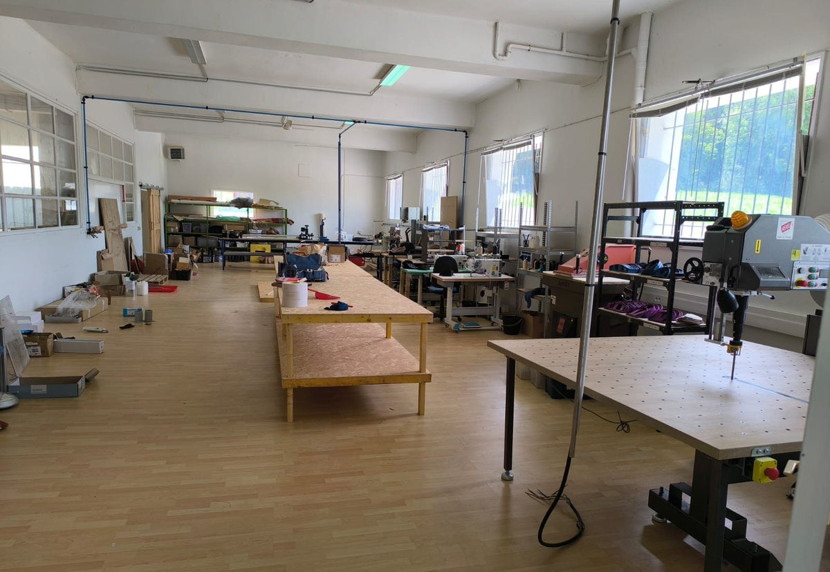L'atelier Arsène et ses tables de coupe